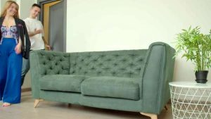 Beyaz tenli lezbiyenlerden azdırıcı fetiş pornosu
