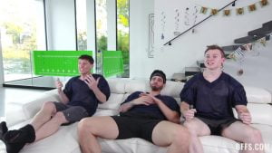 Tam 11 erkek tarafından gangbang sikildi
