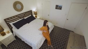 Eve gelen pizzacıya siktiriyor xhamster porno